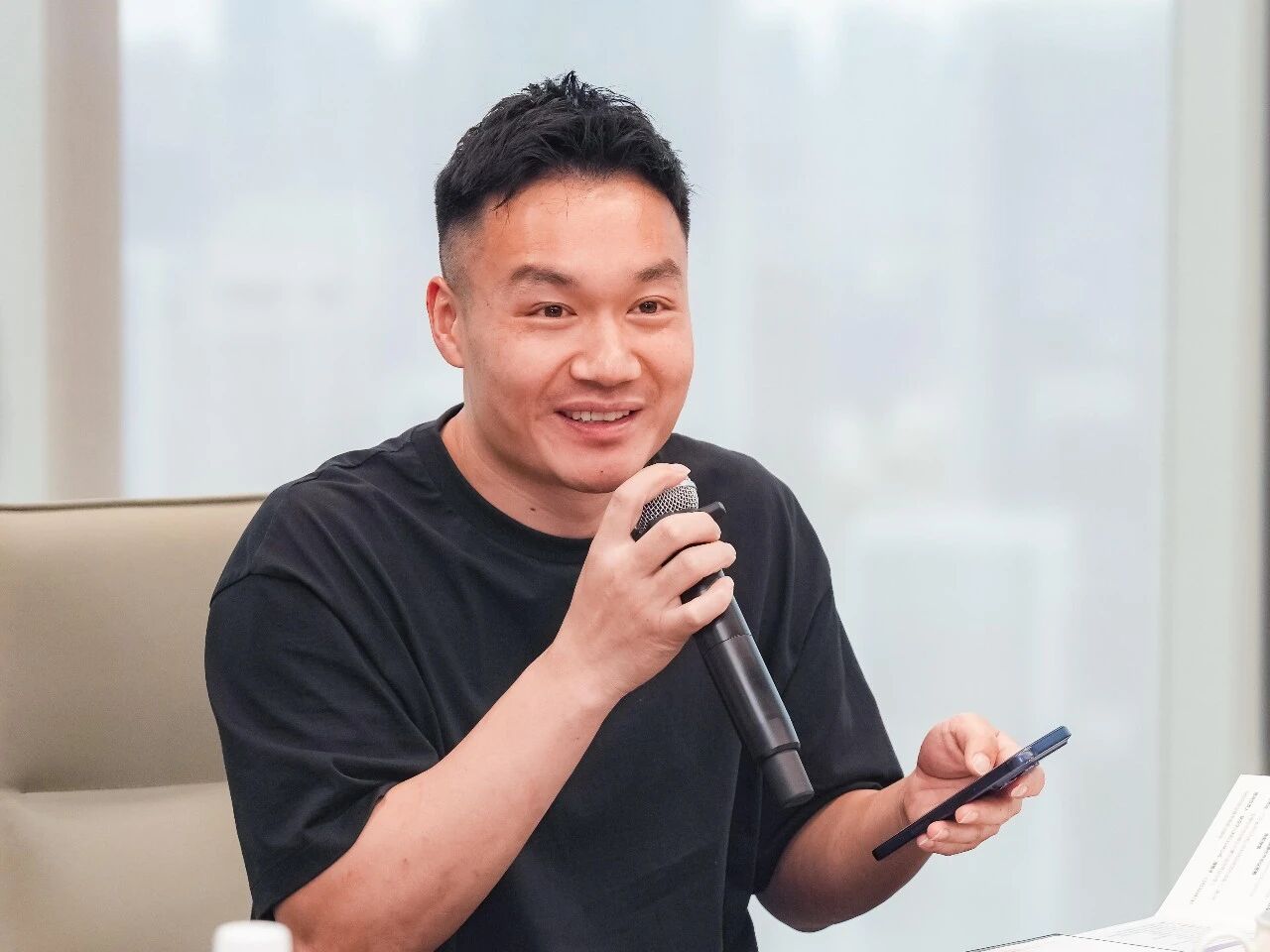 袁记食品董事长袁亮宏在签约现场