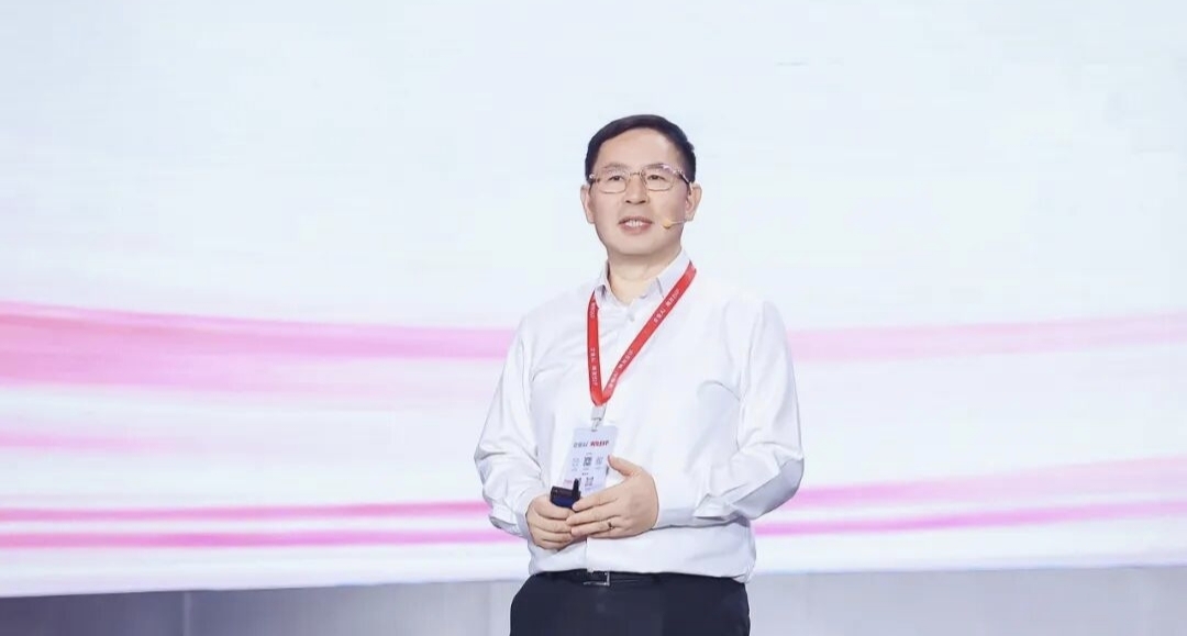 用友网络董事长兼CEO王文京